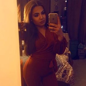 Meet your Posher, Elioselle